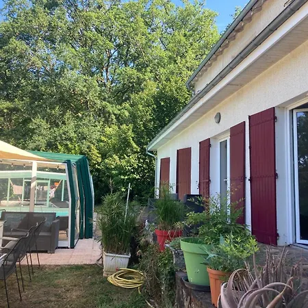 Le Refuge De Pia Frühstückspension