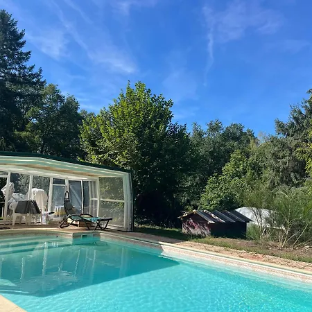 Le Refuge De Pia Piégut-Pluviers